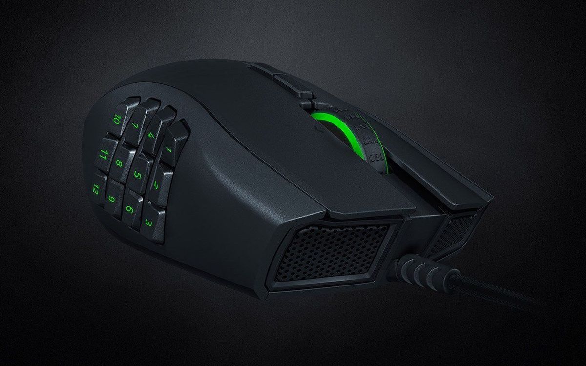 Razer Naga Left-Handed Edition makes me wish it existed before my brain calcified