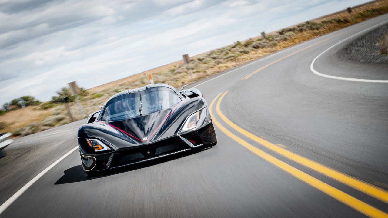 SSC Tuatara blitzes Bugatti, sets new speed record over 500km/h