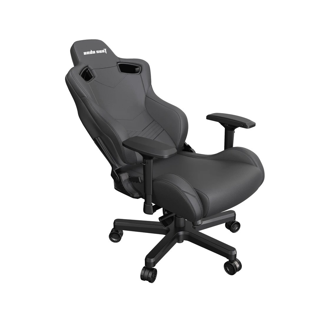 The Anda Seat Kaiser 2 with the back leaning back